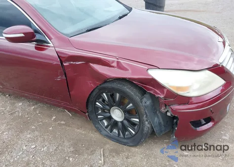 2010 Hyundai Genesis 3.8 из США, поврежденный, VIN KMHGC4DE2AU077493